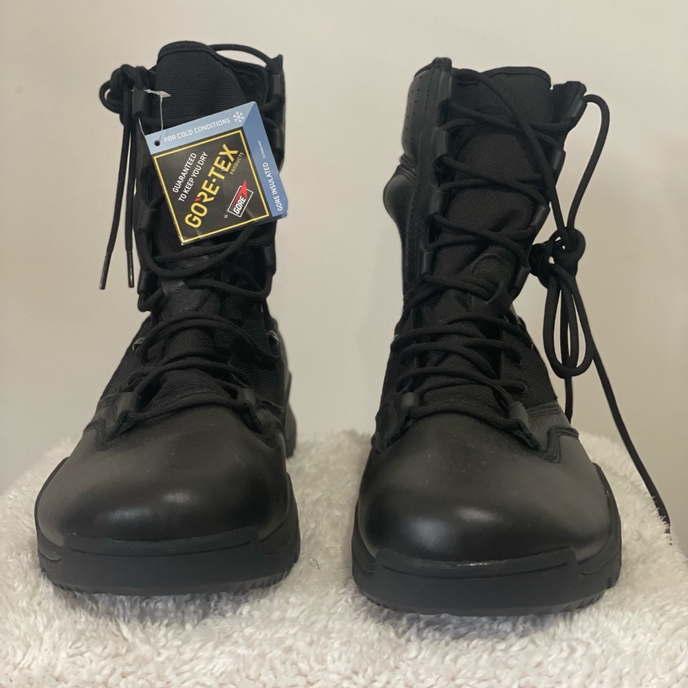 Nike 8” Special Field Boot